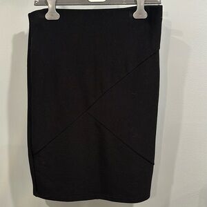 Studio - stretch pencil skirt. Size L
